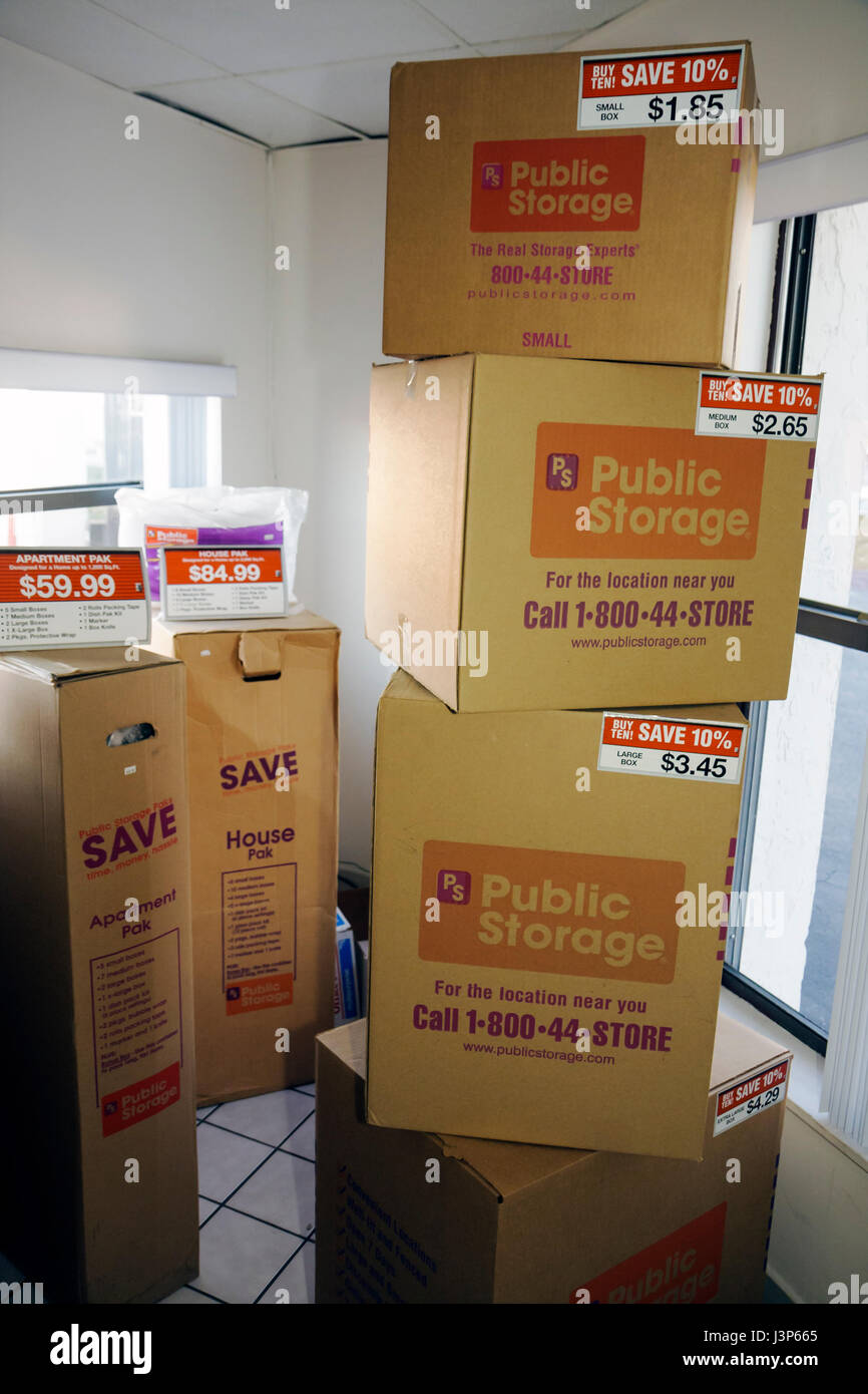 Miami Florida,Medley,self storage,mini warehouse,space,rental,Public Storage,global company,boxes,moving,display case sale,FL081130048 Stock Photo