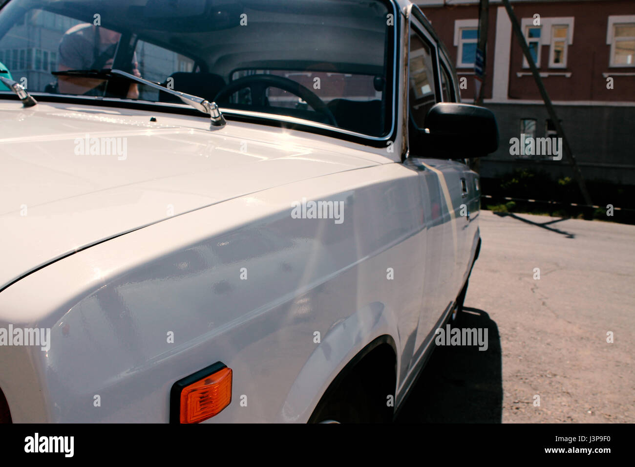 white car isolated Stock Photo - Alamy