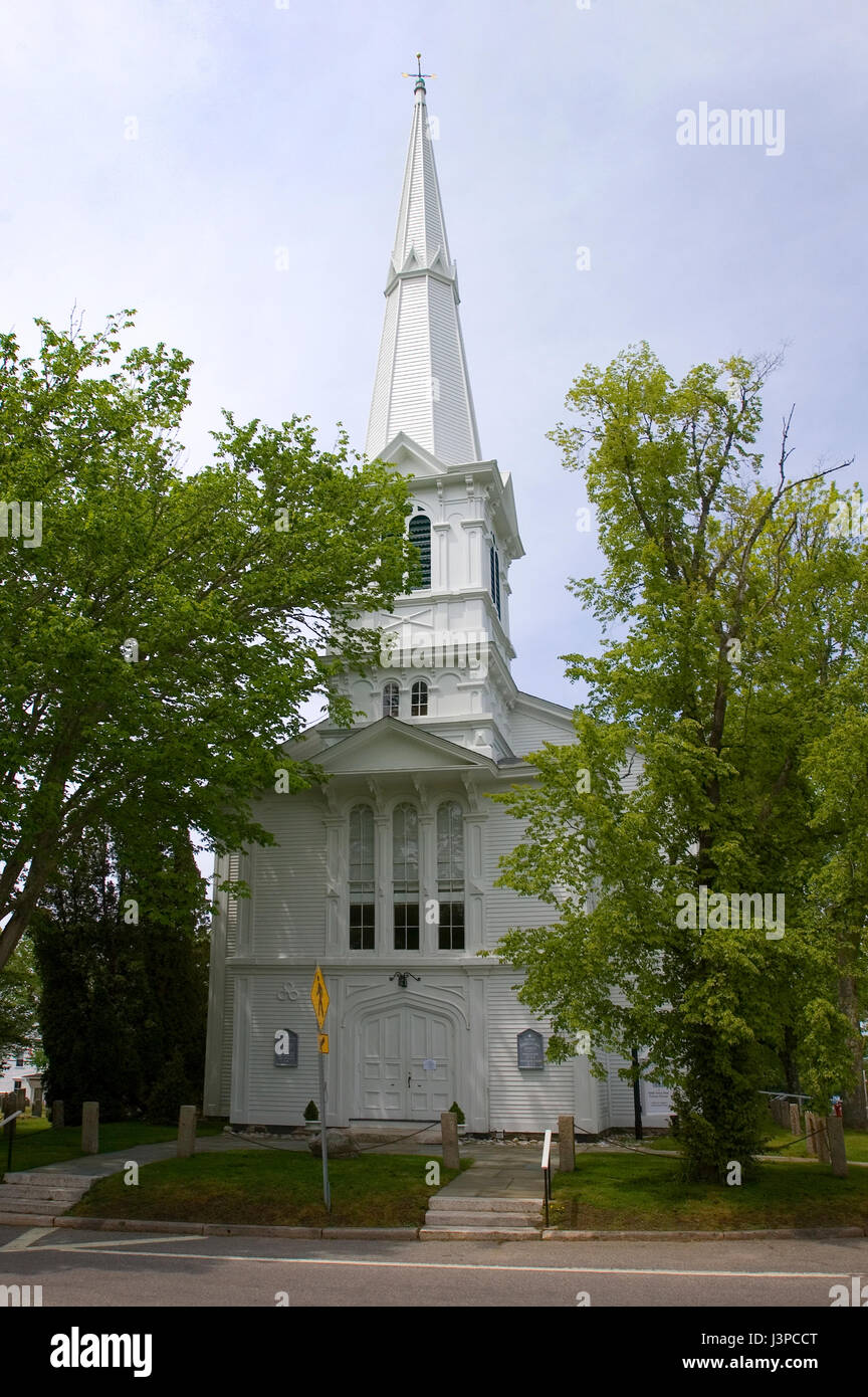 The United Congregational Church in Little Compton, RI - A historic church in the center of Little Compton, Rhode Island, USA Stock Photo