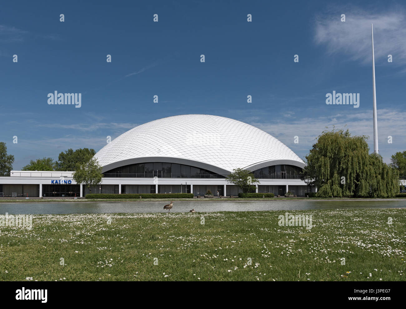  The Concert and Congress Hall Jahrhunderthalle FrankfurtHoechst