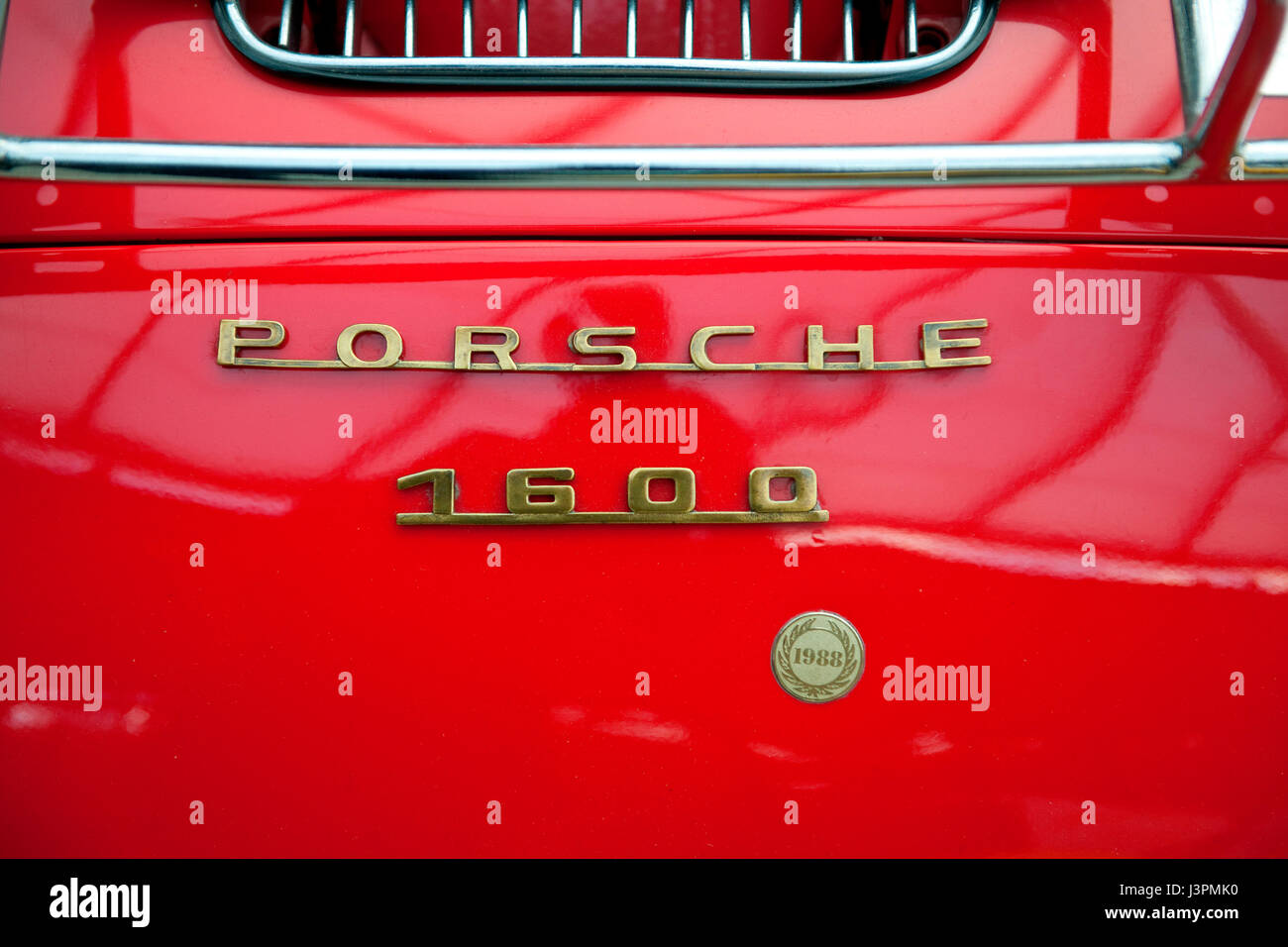Classic lettering on Porsche 356, classic car, Ferry Porsche l Typenbezeichnung Porsche 356 1600, Sportwagen, Oldtimer, Cabrio, offen fahren, Heckmotor, Heckantrieb, Boxermotor, Ferry Porsche Stock Photo