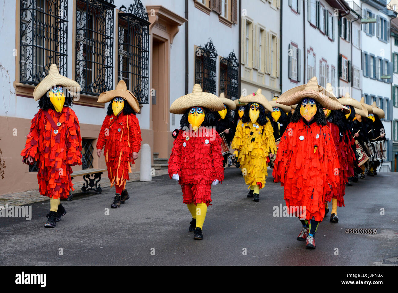 Folklore gruppe hi-res stock photography and images - Alamy