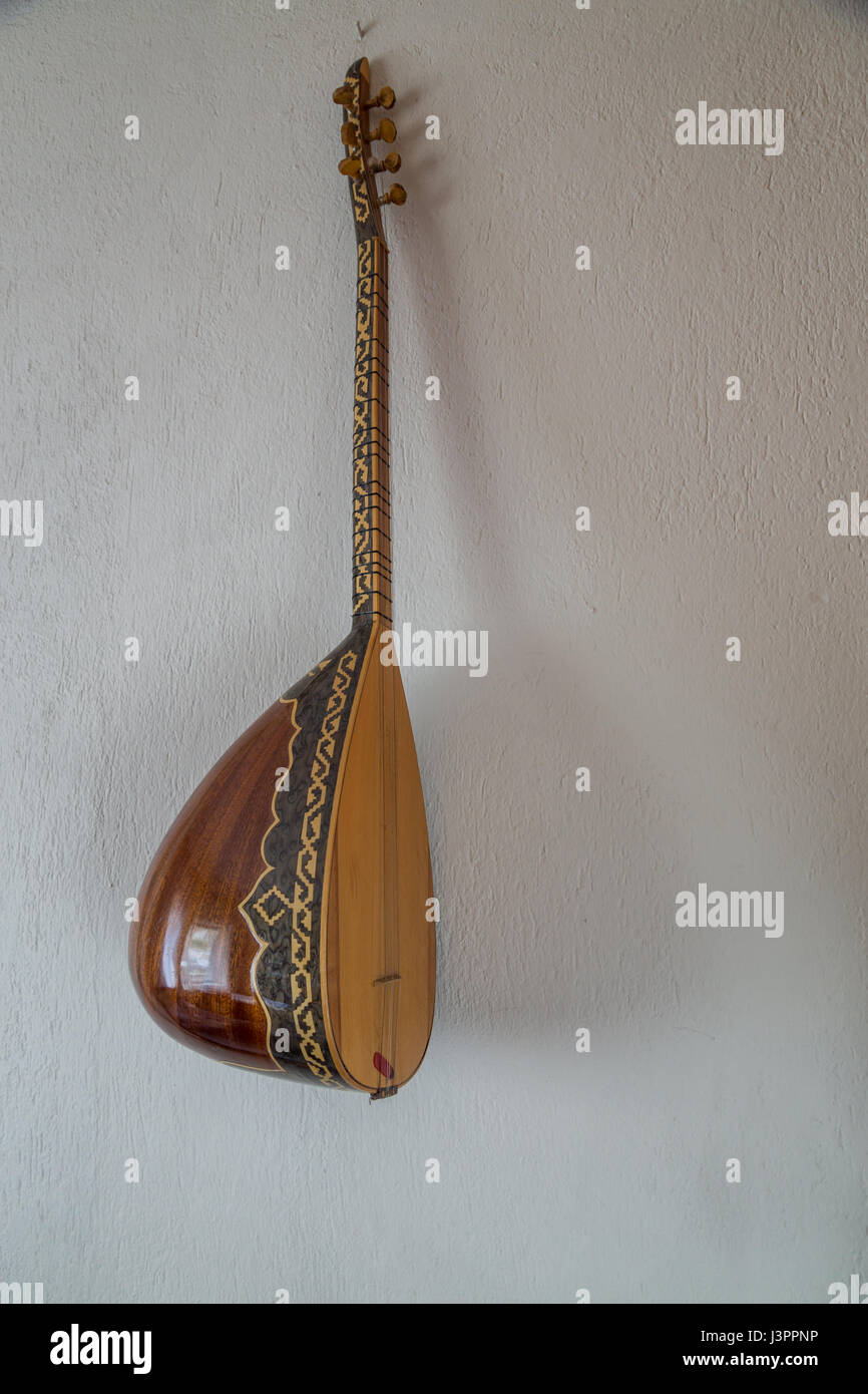 Baglama saz hi-res stock photography and images - Alamy