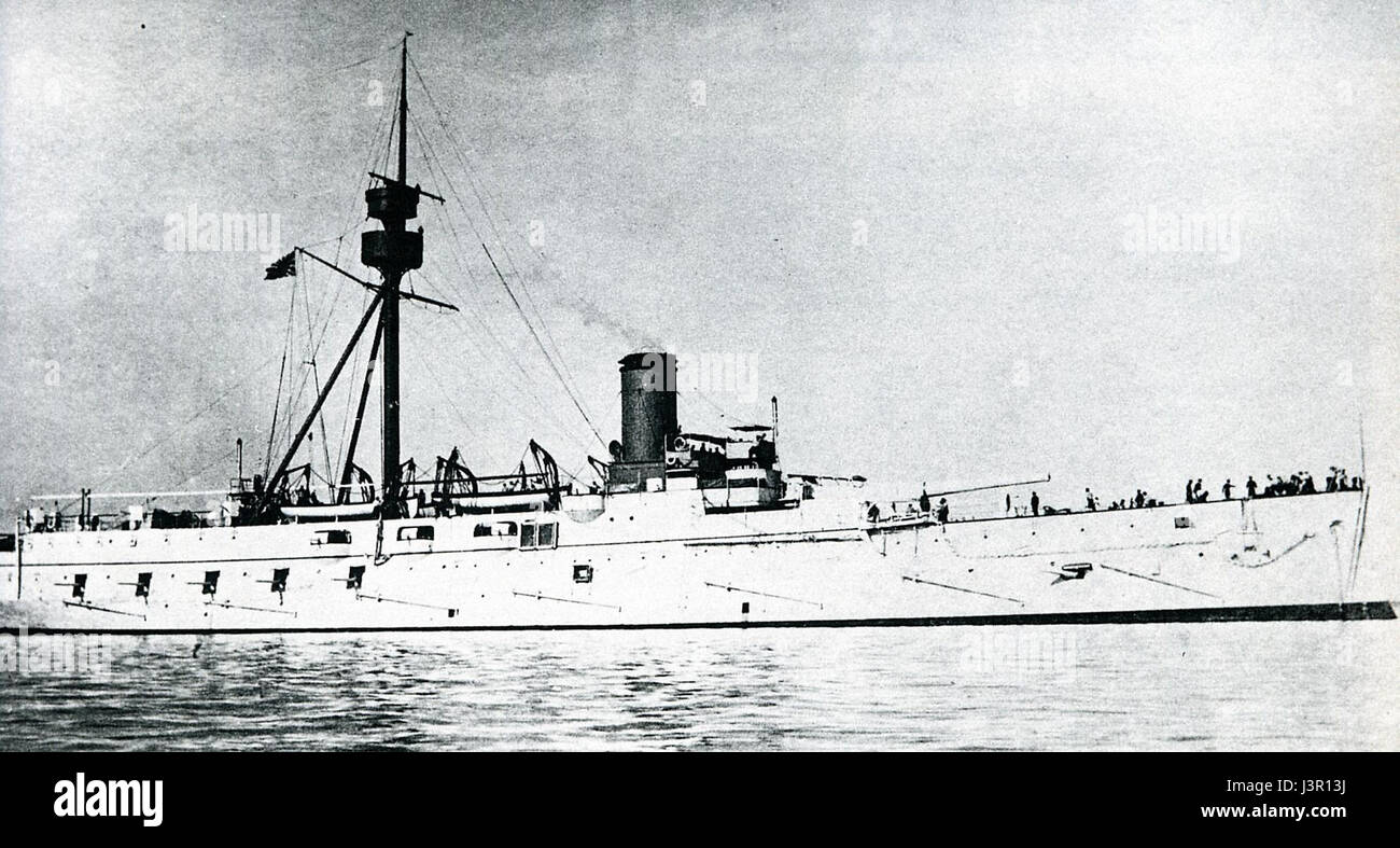 Japanese cruiser ship hi-res stock photography and images