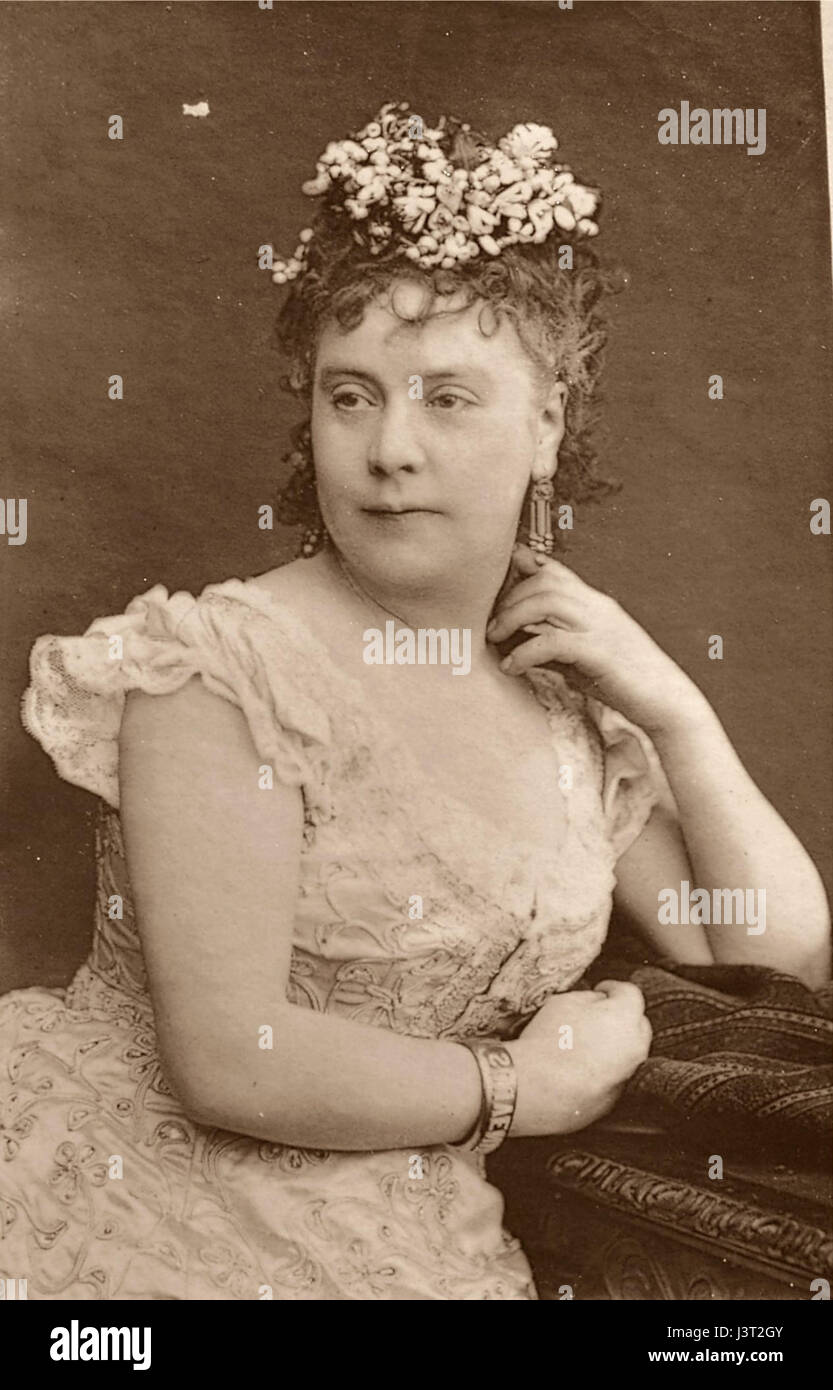Julia Mathews was a notable figure in the field of literature, recognized for her contributions to English literary history and her published works. Stock Photo