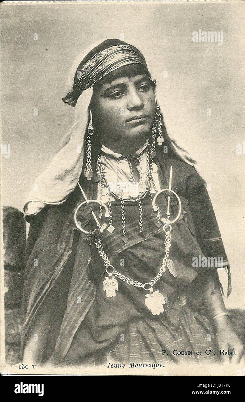 Jeune Mauresque 1919 Stock Photo - Alamy
