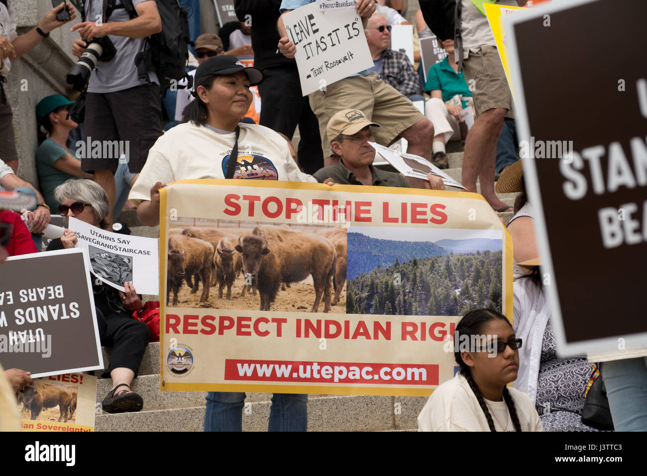 Native american protest hires stock photography and images Alamy