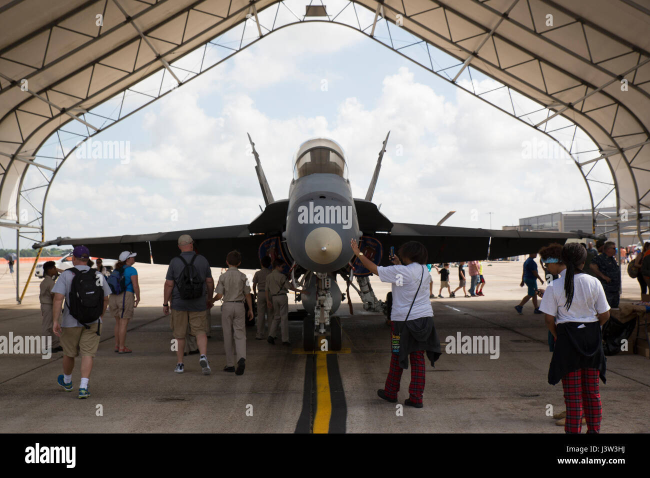 BELLE CHASSE, La. A McDonnell Douglas F/A18 attached to HMLA