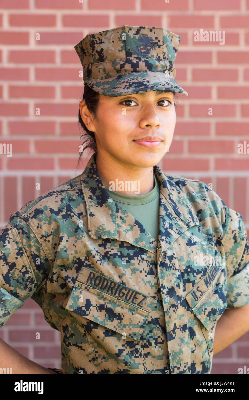 Pvt. Casandra Rodriguez, Platoon 4014, Papa Company, 4th Recruit Training Battalion, earned U.S. citizenship April 27, 2017, on Parris Island, S.C. Before earning citizenship, applicants must demonstrate knowledge of the English language and American government, show good moral character and take the Oath of Allegiance to the U.S. Constitution. Rodriguez, from Houston, originally from Mexico, is scheduled to graduate April 28, 2017. (Photos by Lance Cpl. Maximiliano Bavastro) Stock Photo