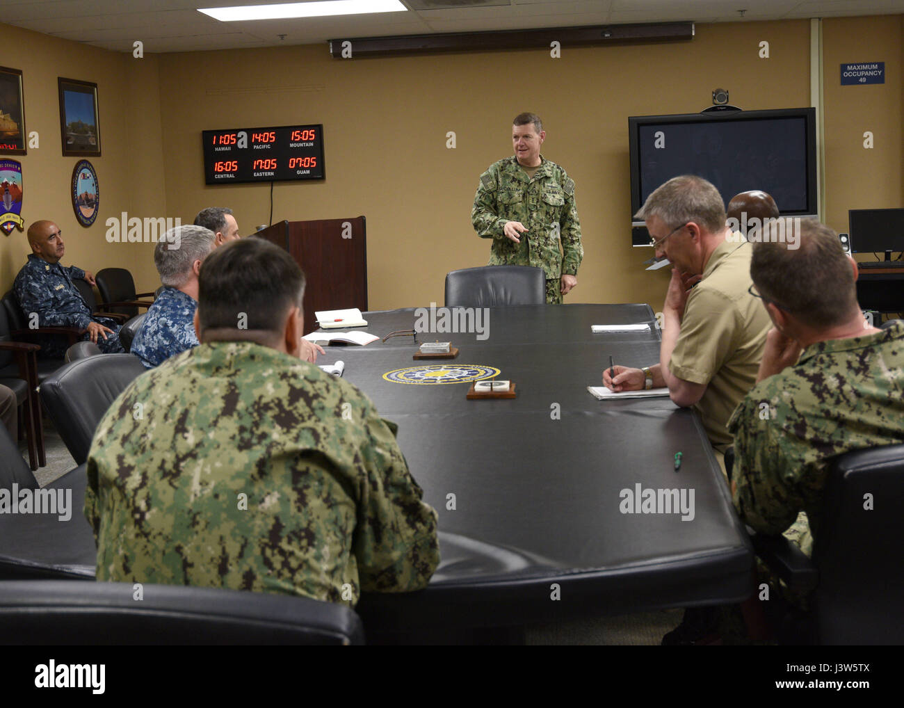 170428-N-ZZ368-007 SAN DEIGO (April 28, 2017) Vice Adm. Luke McCollum, chief of the Navy Reserve, speaks with Sailors assigned to Navy Region Southwest Reserve Component Command as part of his fleet-wide 'listening tour.' (U.S. Navy photo by Mass Communication Specialist 1st Class Travis S. Alston/Released Stock Photo