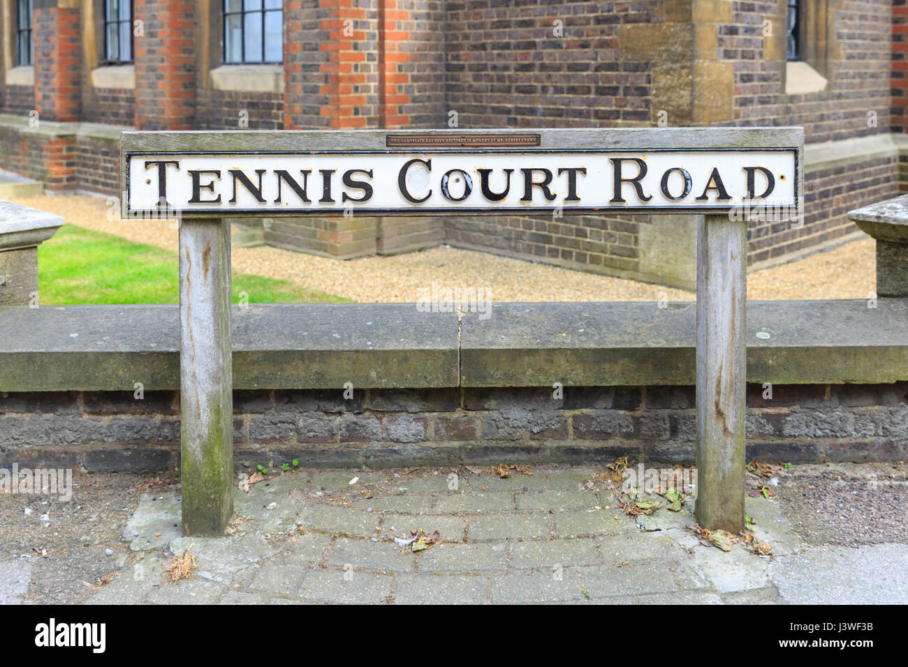 Tennis Court Road sign, Cambridge, UK Stock Photo Alamy