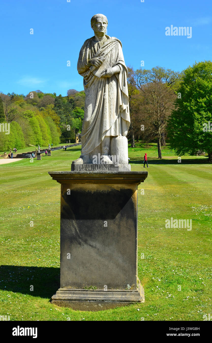 Chatsworth House Sculpture Stock Photos & Chatsworth House Sculpture