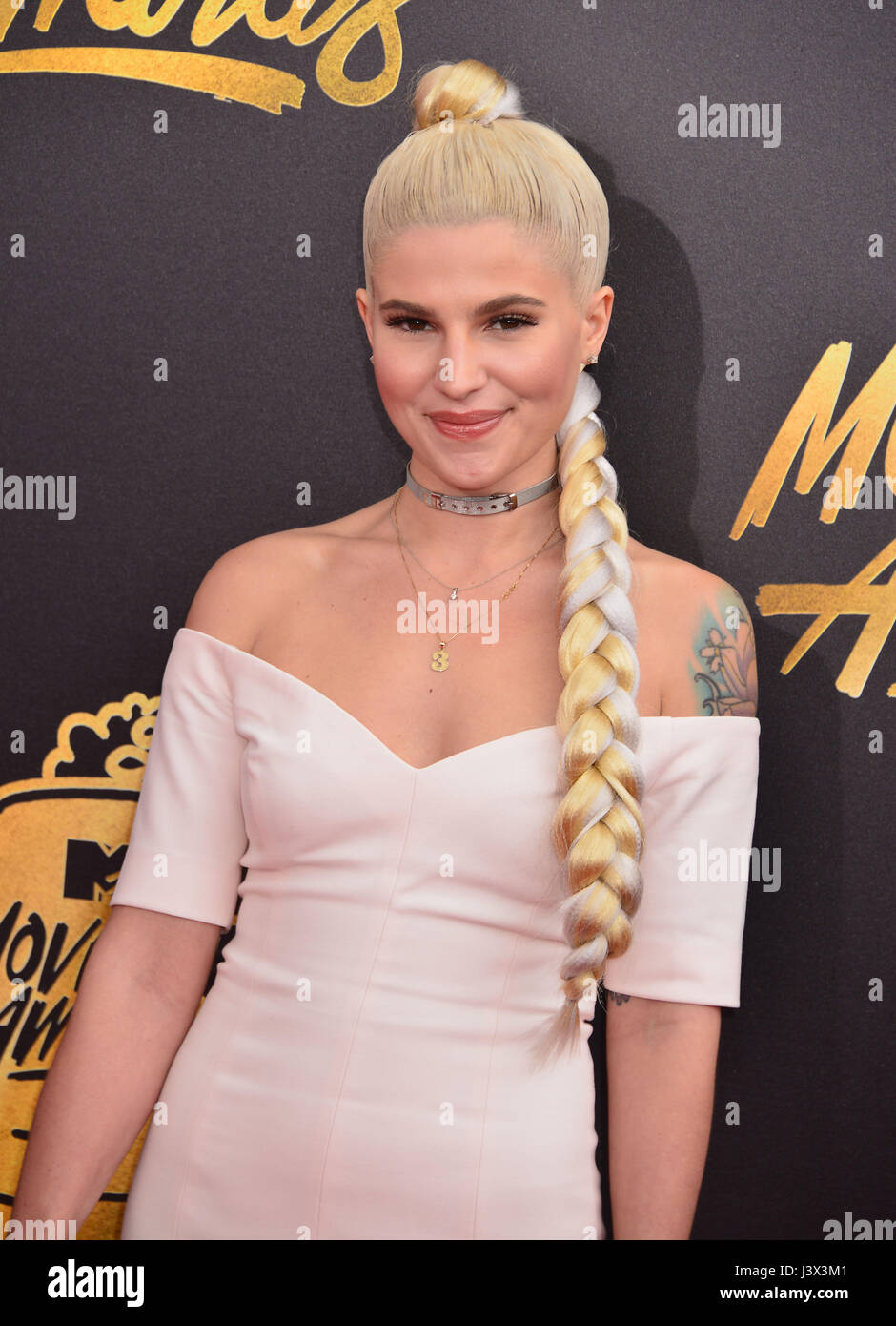 Los Angeles, USA. 07th May, 2017. Carly Aquilino 043 arrives at the