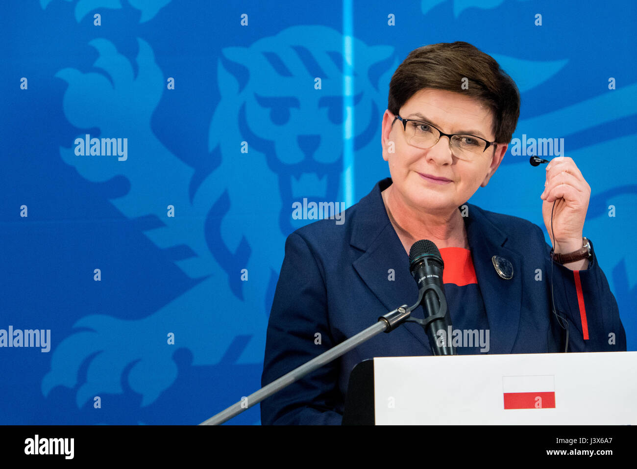 Tallinn, Estonia, 8th May 2017. Prime Minister of Poland Beata Szydlo adresses the media after she met Prime Minister of Estonia Juri Ratas, Prime Minister of Latvia Maris Kucinskis and Prime Minister of Lithuania Saulius Skvernelis  in Tallinn. The topics of the meeting were regional security, energy community, transport connections and the future of the European Union. Credit: Nicolas Bouvy/Alamy Live News Stock Photo