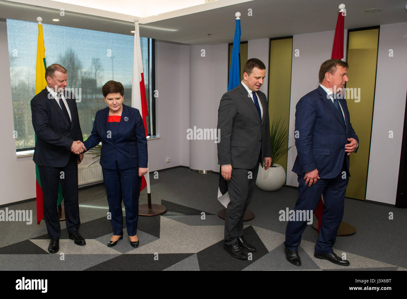 Tallinn, Estonia, 8th May 2017. Prime Minister of Estonia Juri Ratas (2nd R), Prime Minister of Latvia Maris Kucinskis (R), Prime Minister of Lithuania Saulius Skvernelis (L) and Prime Minister of Poland Beata Szydlo(2nd L) pose for a family photo prior their meeting in Tallinn. The topics of the meeting were regional security, energy community, transport connections and the future of the European Union. Credit: Nicolas Bouvy/Alamy Live News Stock Photo