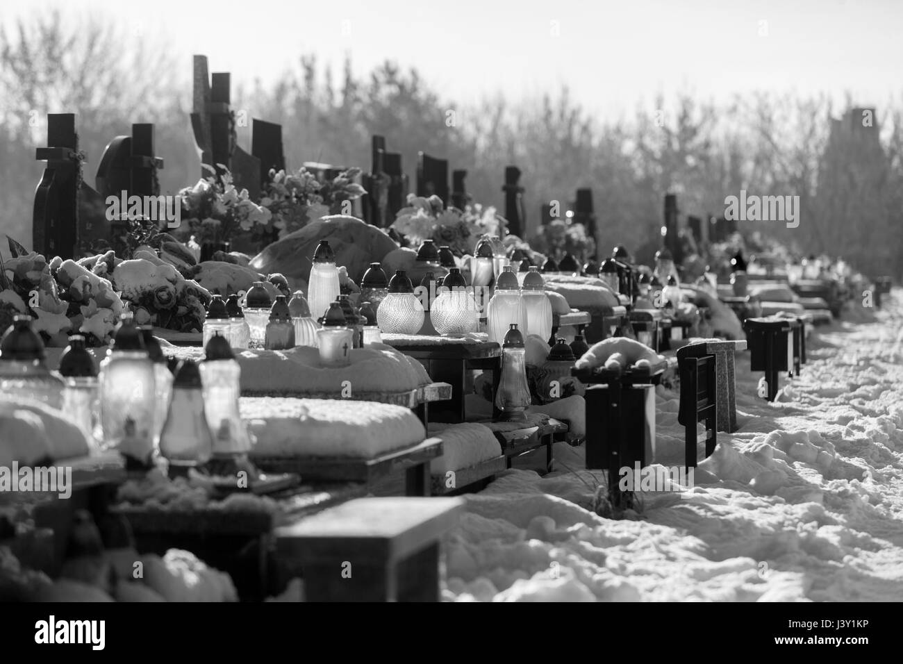 Cemetery in winter Stock Photo - Alamy