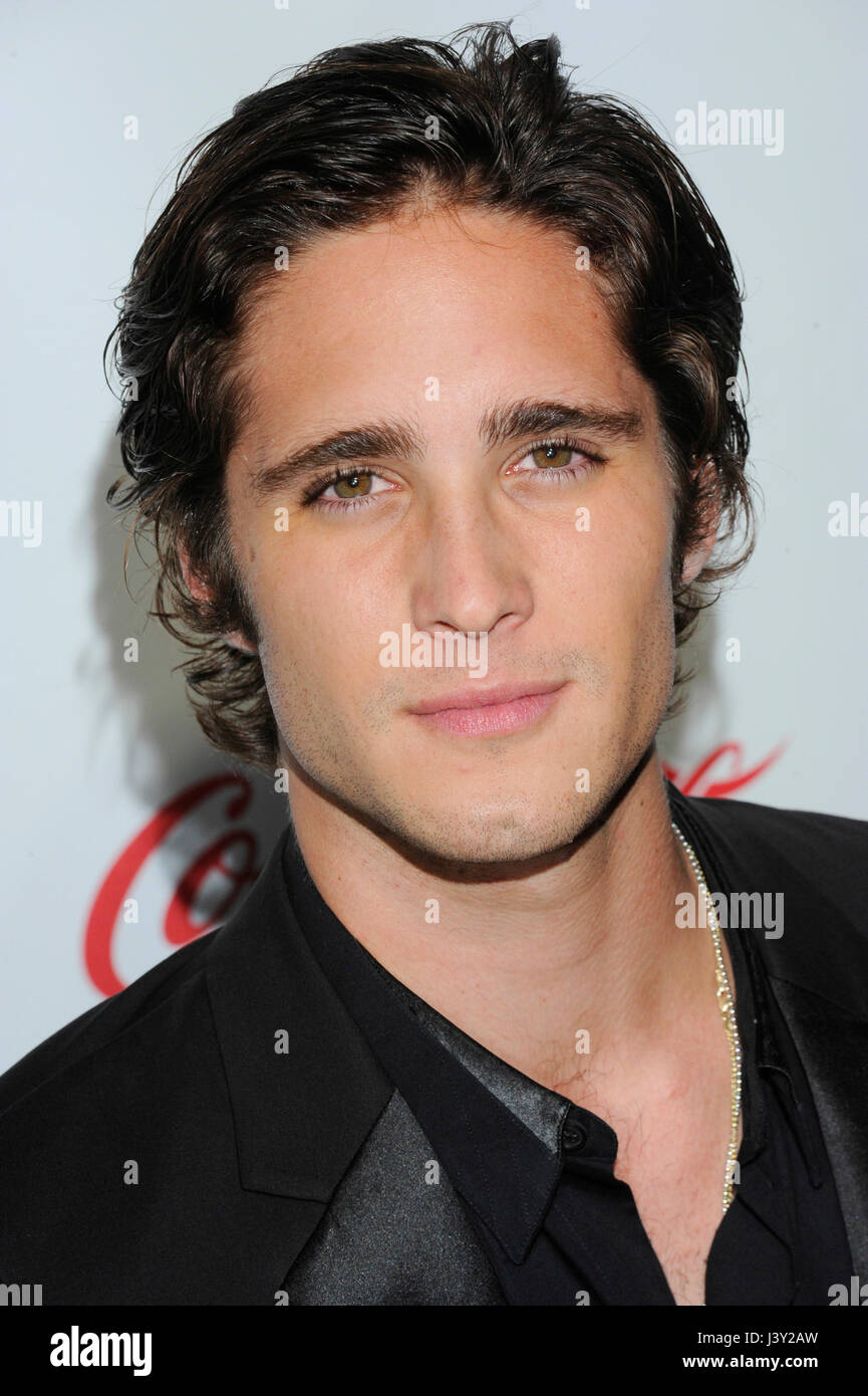 Actor Diego Boneta, recipient of the Rising Star of 2012 Award, arrives ...