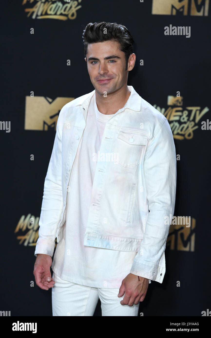 Zac Efron attending the 2017 MTV Movie and TV Awards held at The Shrine Auditorium in Los Angeles, USA. Stock Photo