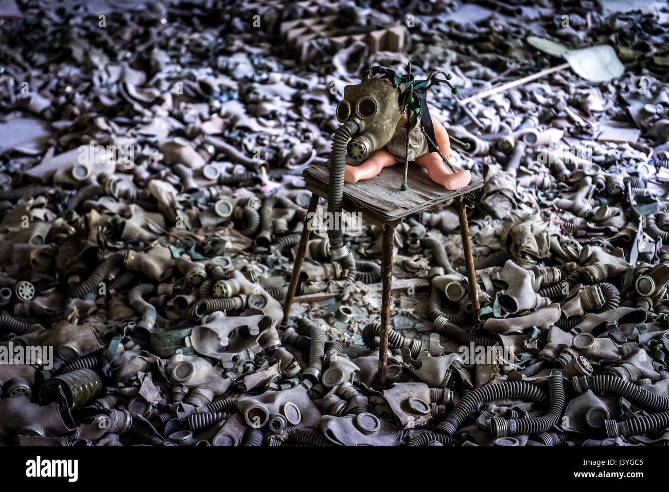 Chernobyl gas mask hi-res stock photography and images - Alamy