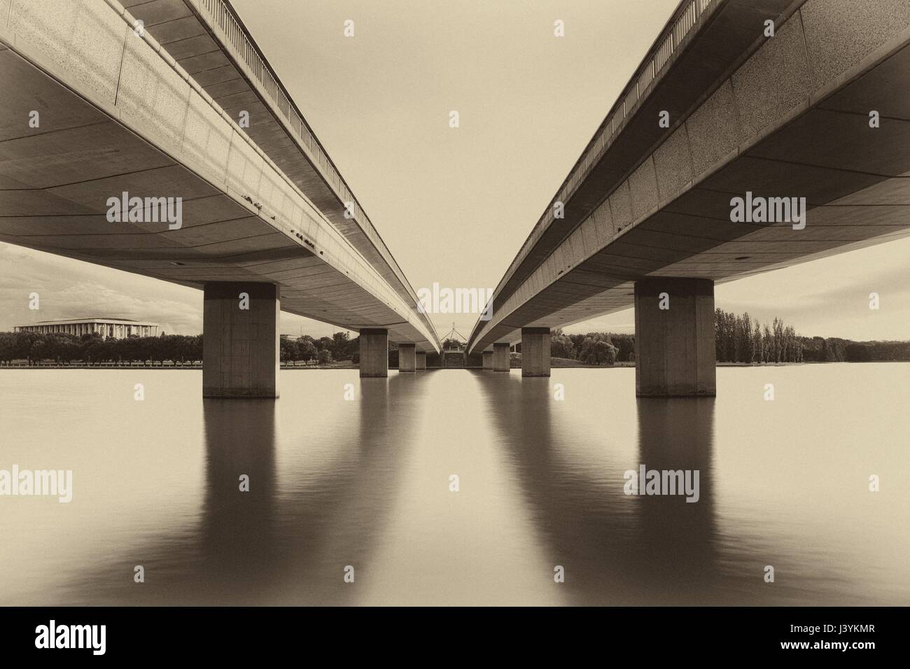Canberra australia skyline hi-res stock photography and images - Alamy
