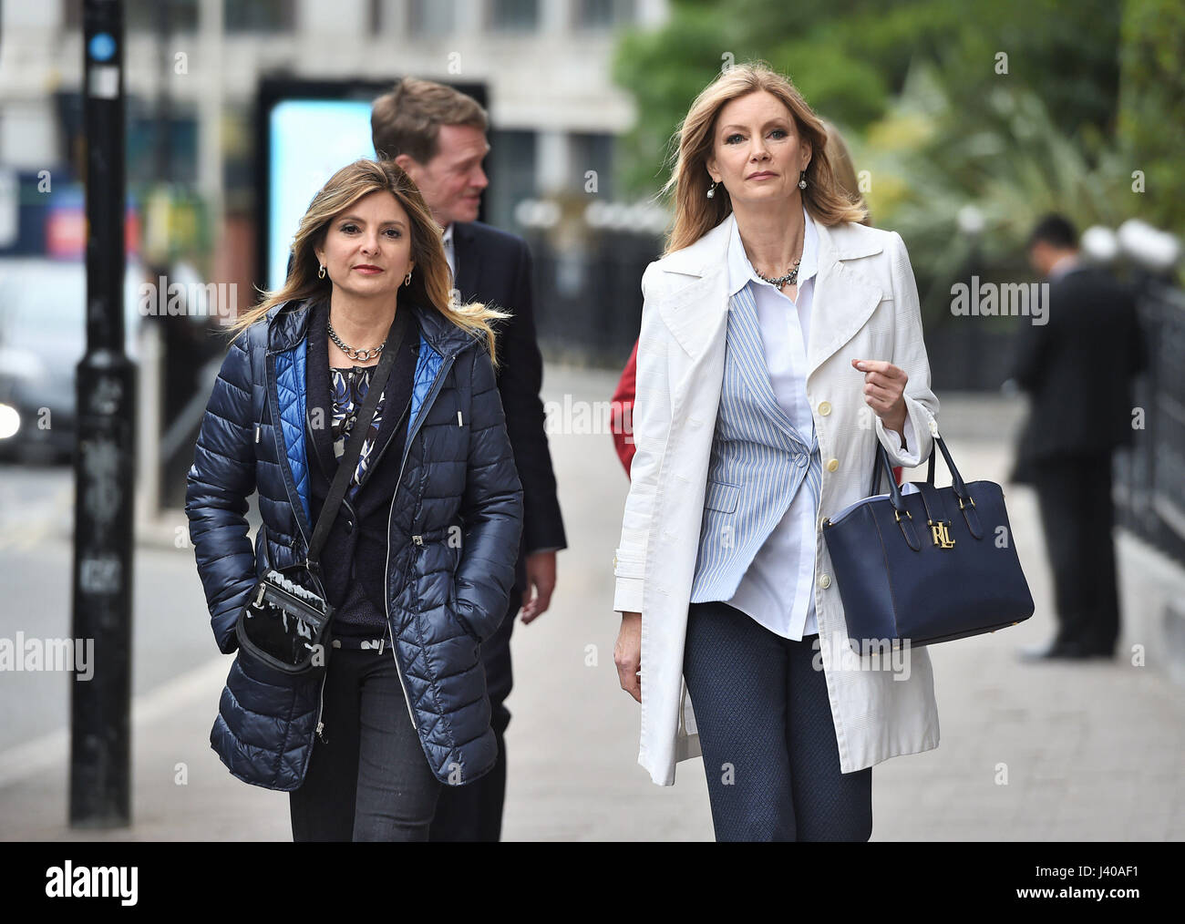 Lisa Bloom (left) with Dr. Wendy Walsh arriving at Ofcom in London, to issue a warning over Rupert Murdoch's bid for Sky. Stock Photo