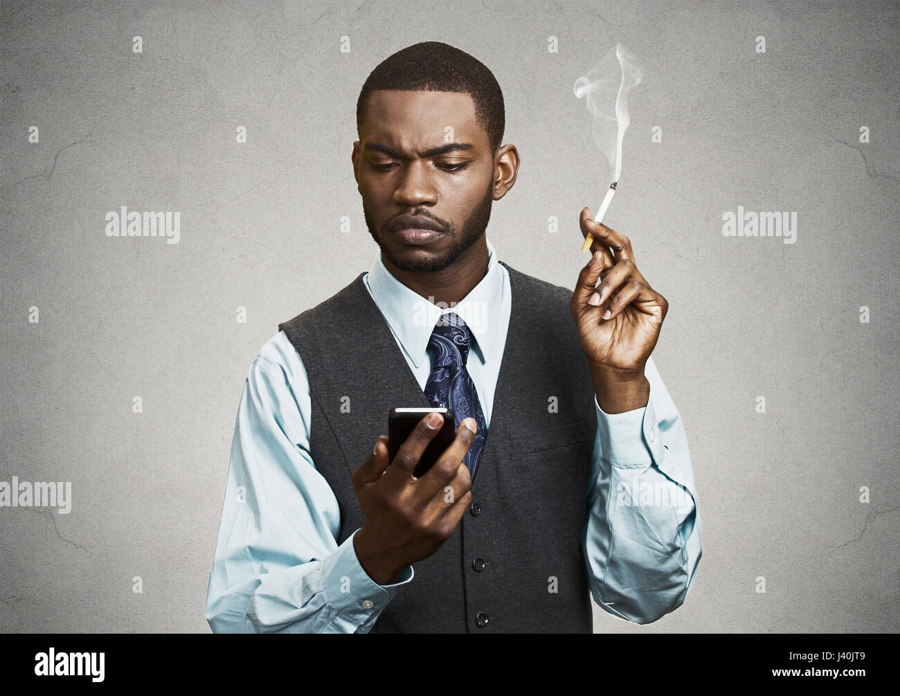 smoking weed vs cigarettes Marijuana vs. Tobacco Differences