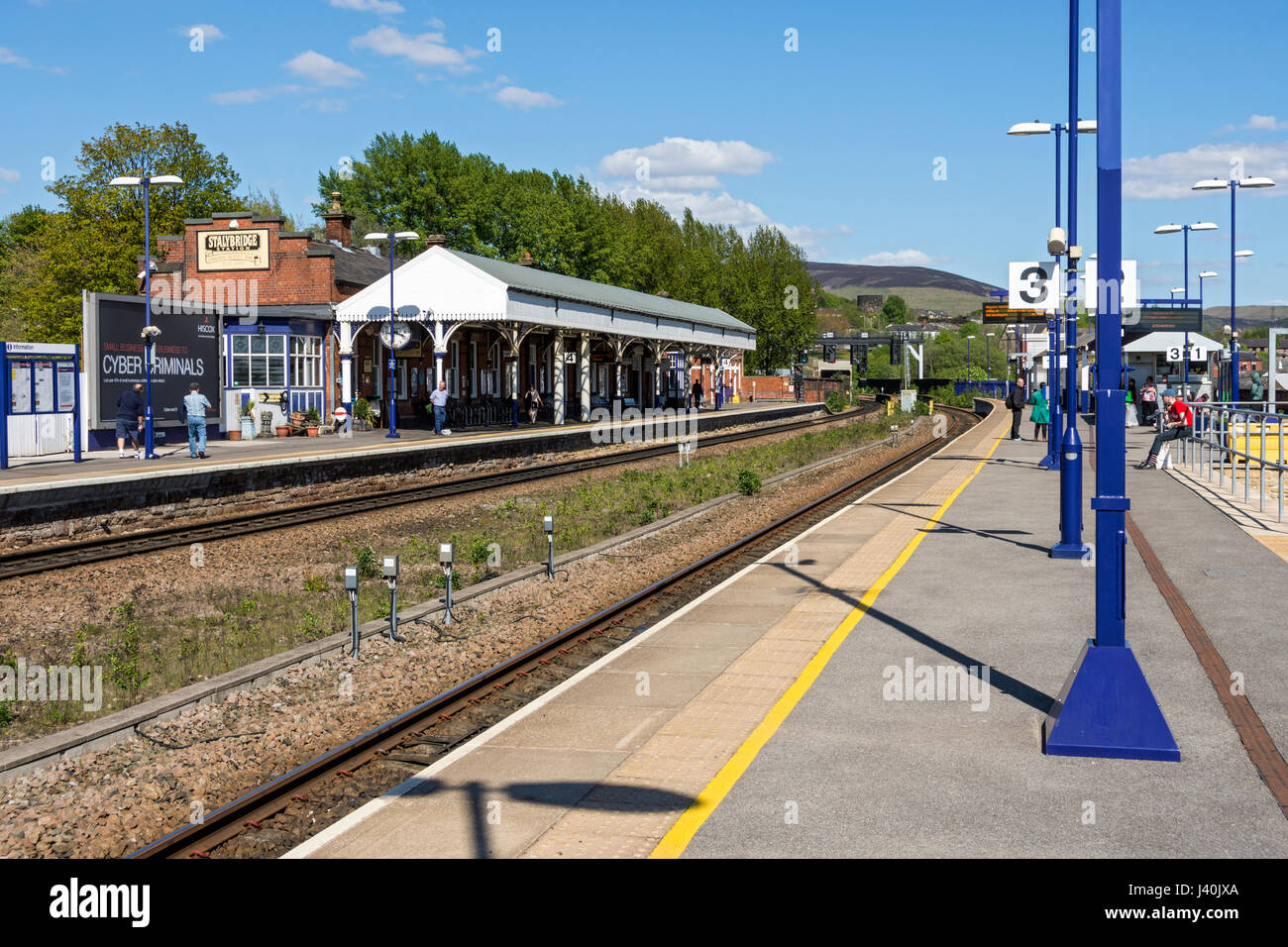 Stalybridge Railway Station, Tameside, Manchester, England, UK Stock Photo