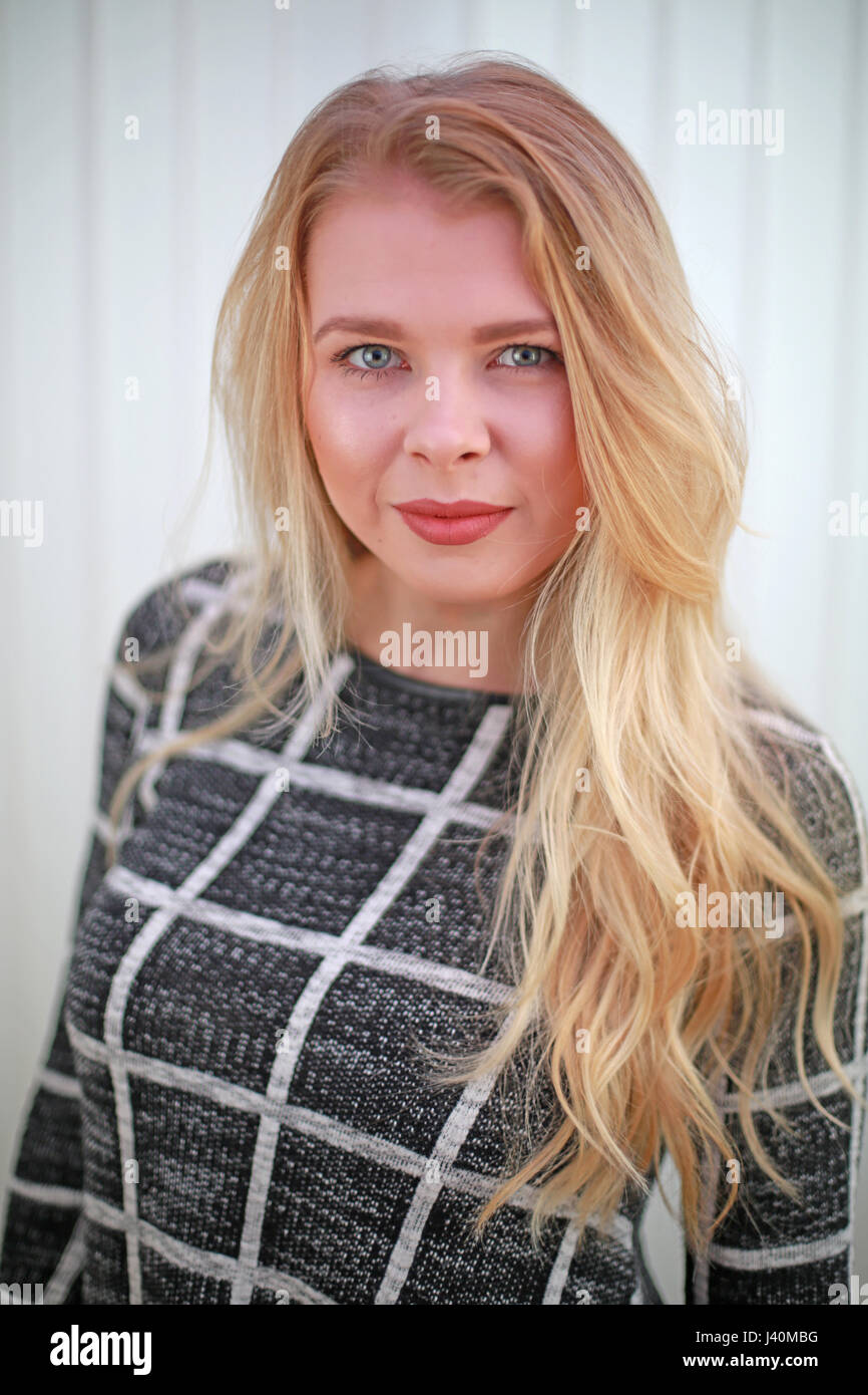 Girl blonde long hair hi-res stock photography and images - Alamy