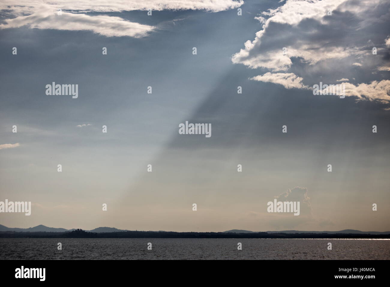 Sun Rays Diagonal Diagonal rays hi-res stock photography and images - Alamy