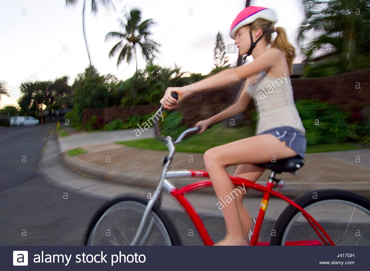 bike helmet for teenage girl