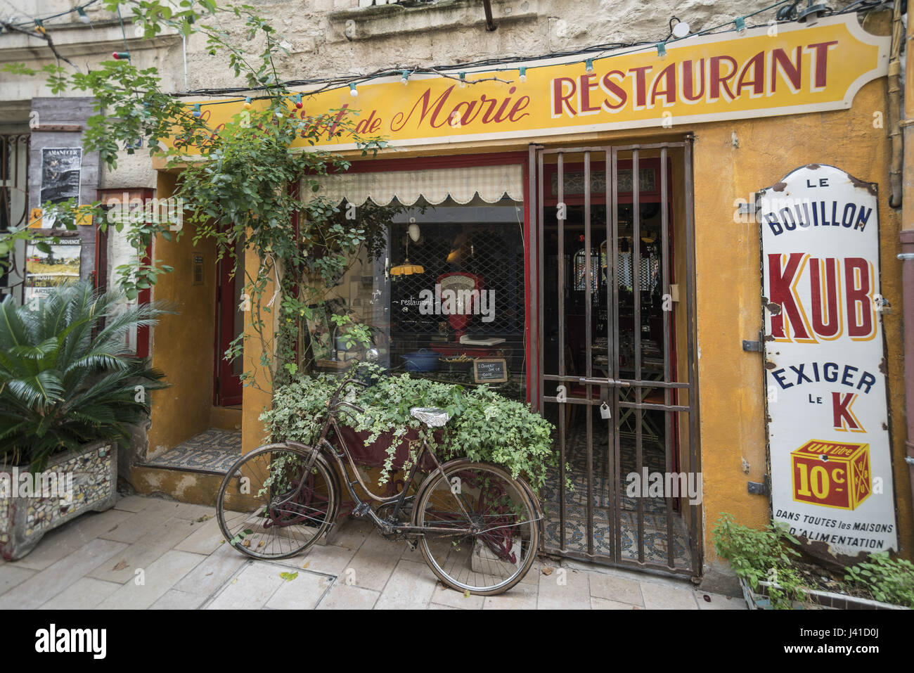 Marie Restaurant with bicycle, St. Remy de Provence, Bouches-du-Rhone, Provence-Alpes-Cote d’Azur, France Stock Photo