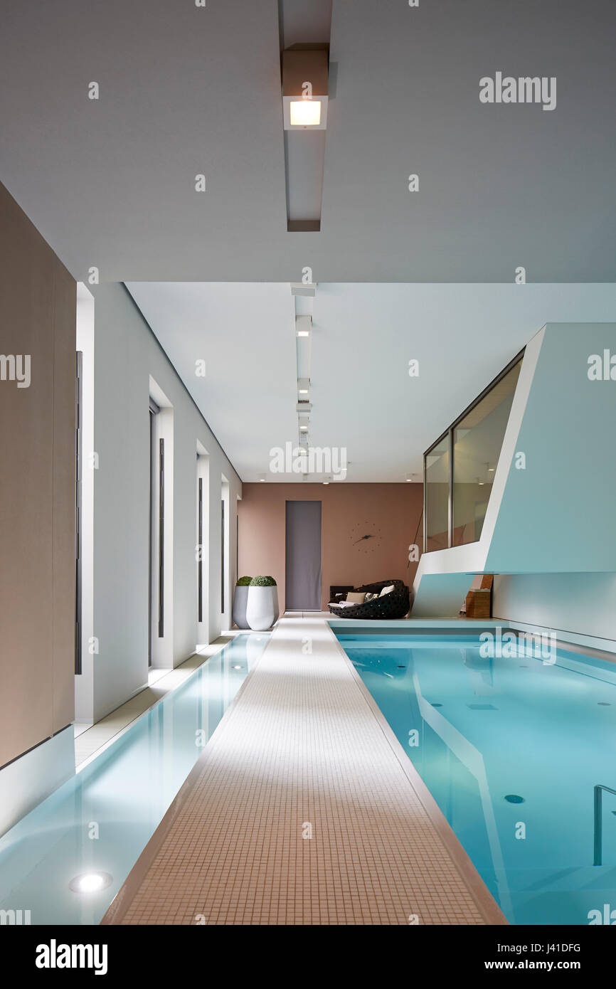 Pool at the susanne kaufmann spa, das stue hotel, drakestrasse 1 ... Das stue zimmer