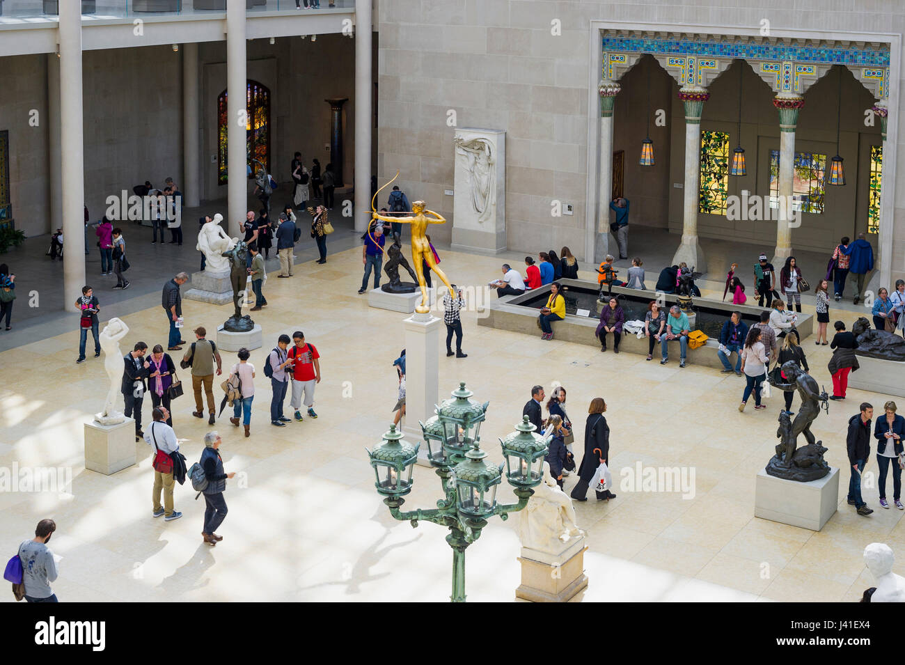 The Metropolitan Museum of Art, Central Park, Manhattan, New York, USA
