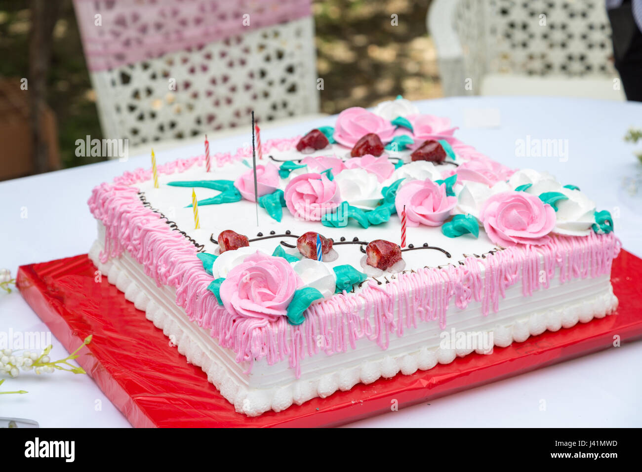 Engagement Cake With Chairs Stock Photo Alamy Engagement Cake With Chairs Stock Photo Alamy