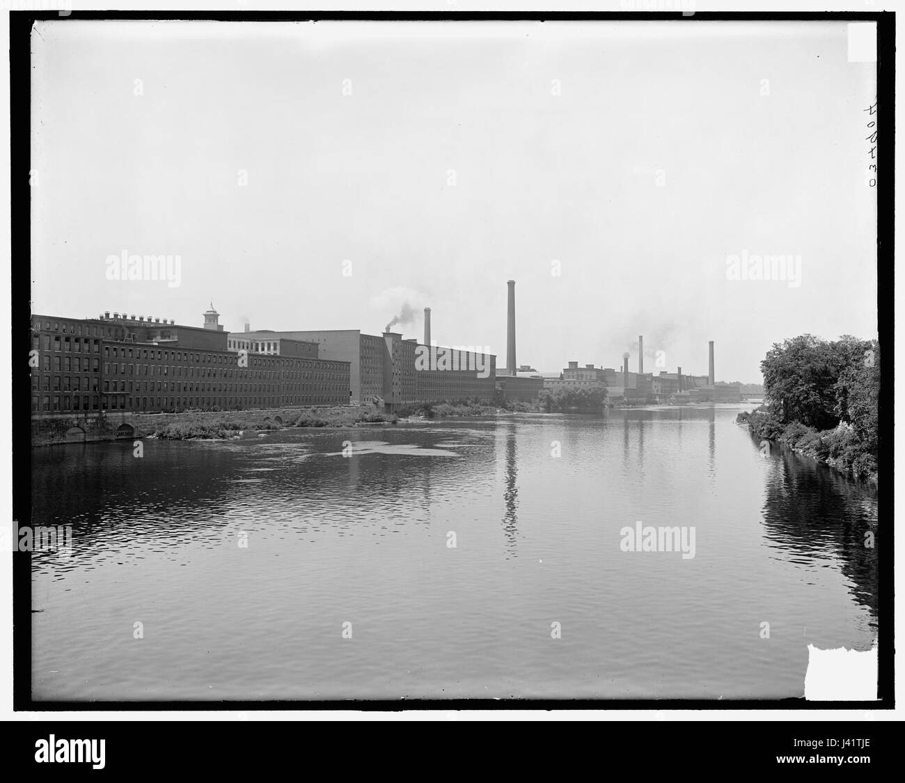 Lowell, Mass., mills on Merrimack River; LOC; det.4a18323 Stock Photo
