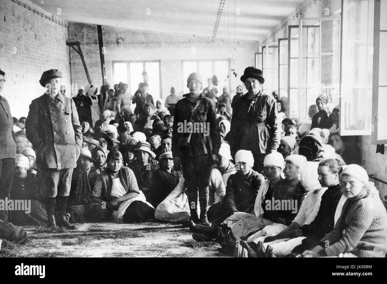 Lahti female prisoners 1918 Stock Photo