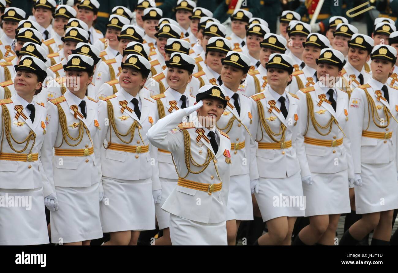 Moscow, Russia. 09th May, 2017. Russian female soldiers and sailors march past the reviewing stand during the annual Victory Day military parade marking the 72nd anniversary of the end of World War II in Red Square May 9, 2017 in Moscow, Russia. Credit: Planetpix/Alamy Live News Stock Photo