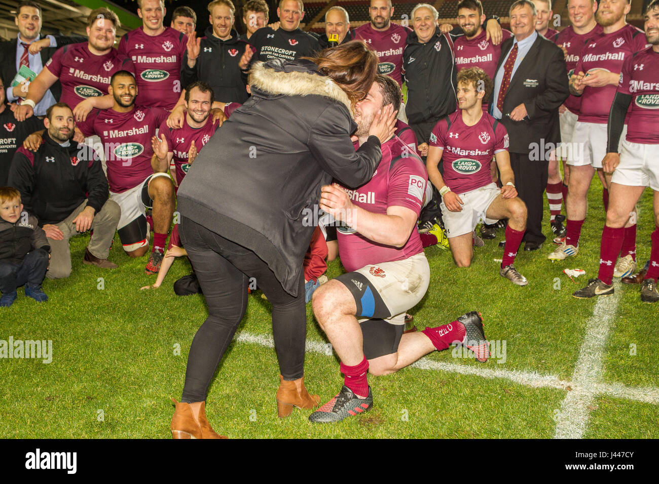 Leicester, UK. 9th May, 2017. Matt Cox proposes to girlfriend Beth immediately after his Melton Mowbray RFC team had won the Leicestershire RFU County Cup (Seniors) at Welford Road. Credit: Phil Hutchinson/Alamy Live News Stock Photo