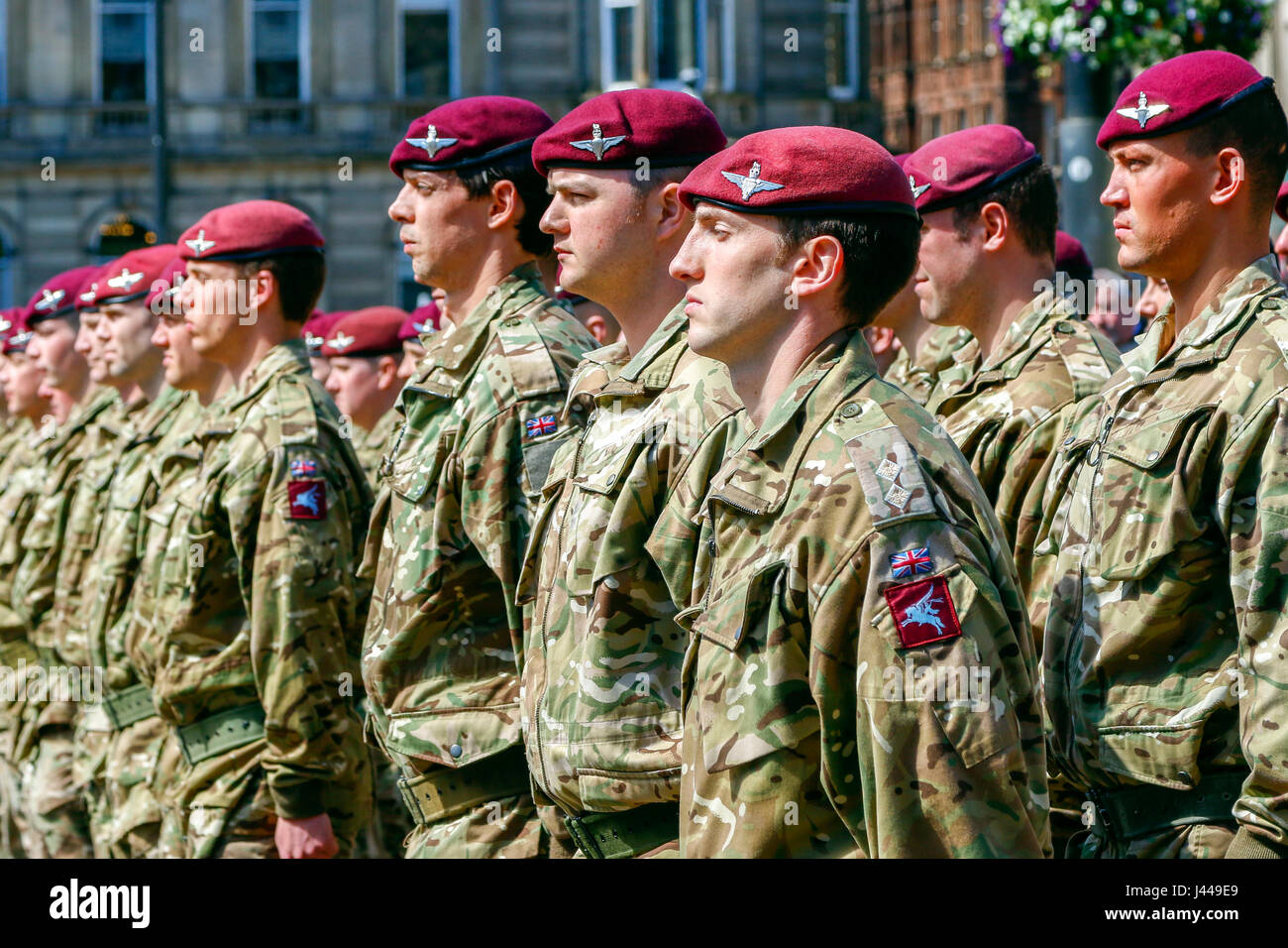 British Army Parachute Hi Res Stock Photography And Images Alamy