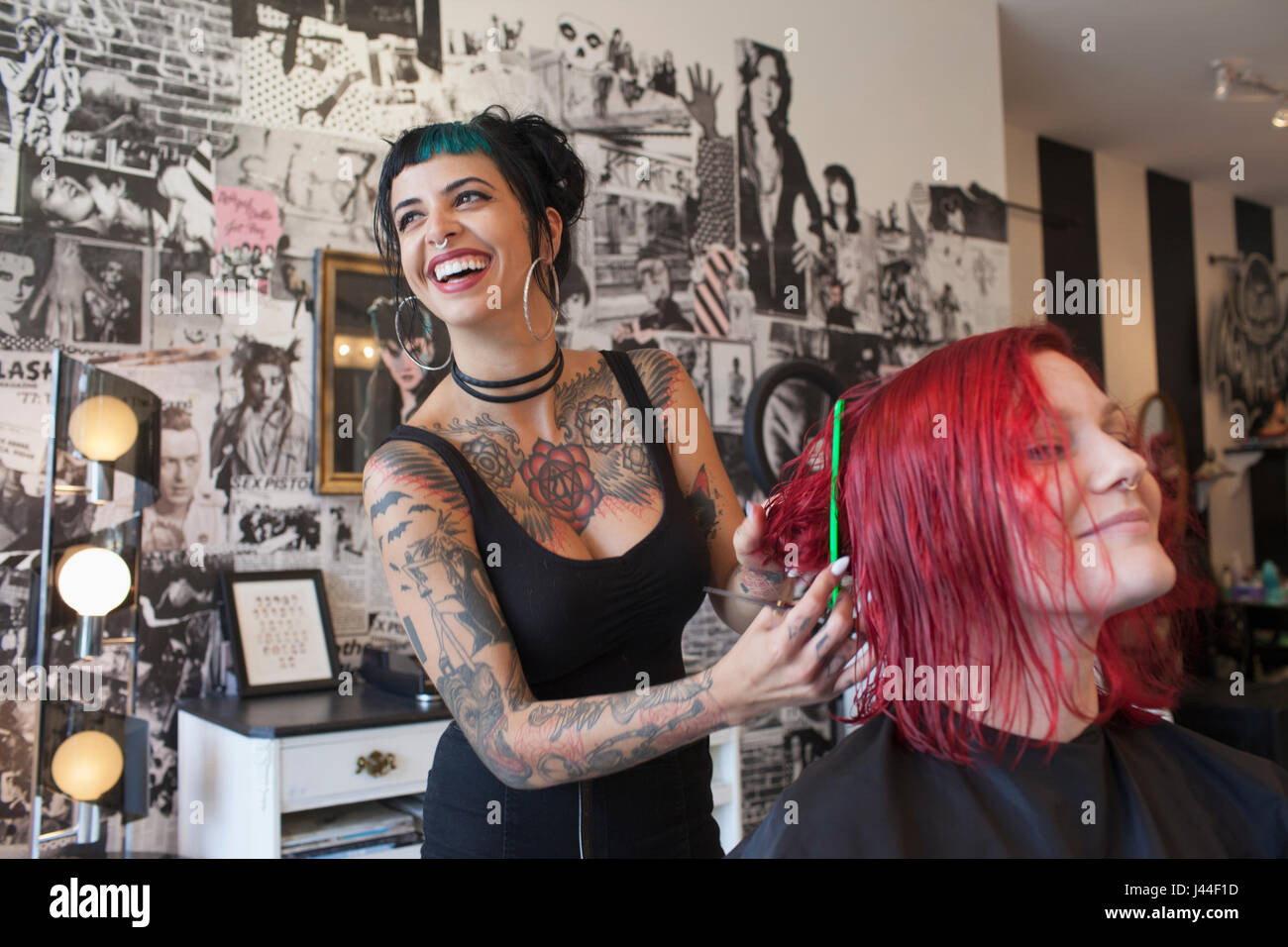 Female hair dresser working hi-res stock photography and images - Alamy