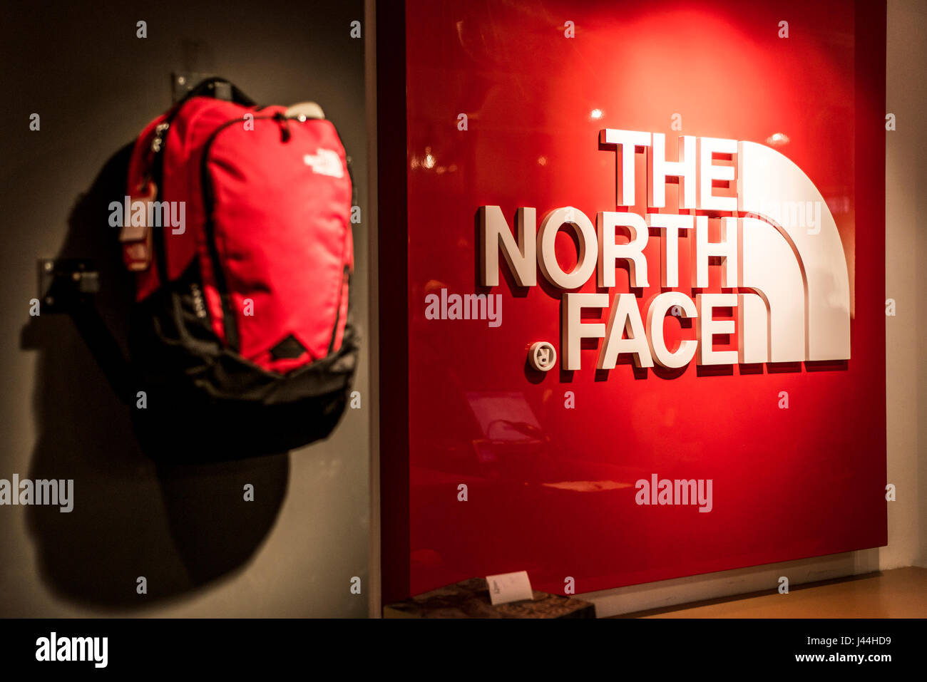 Netherlands 07.05.2017 - Logo of the North Face Outdoor Store the Mc Arthur Glen Designer Outlet shopping area Photo - Alamy