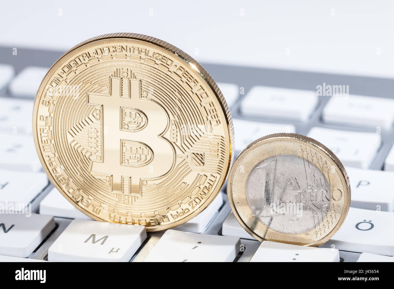 Bitcoin euro hi-res stock photography and images - Alamy