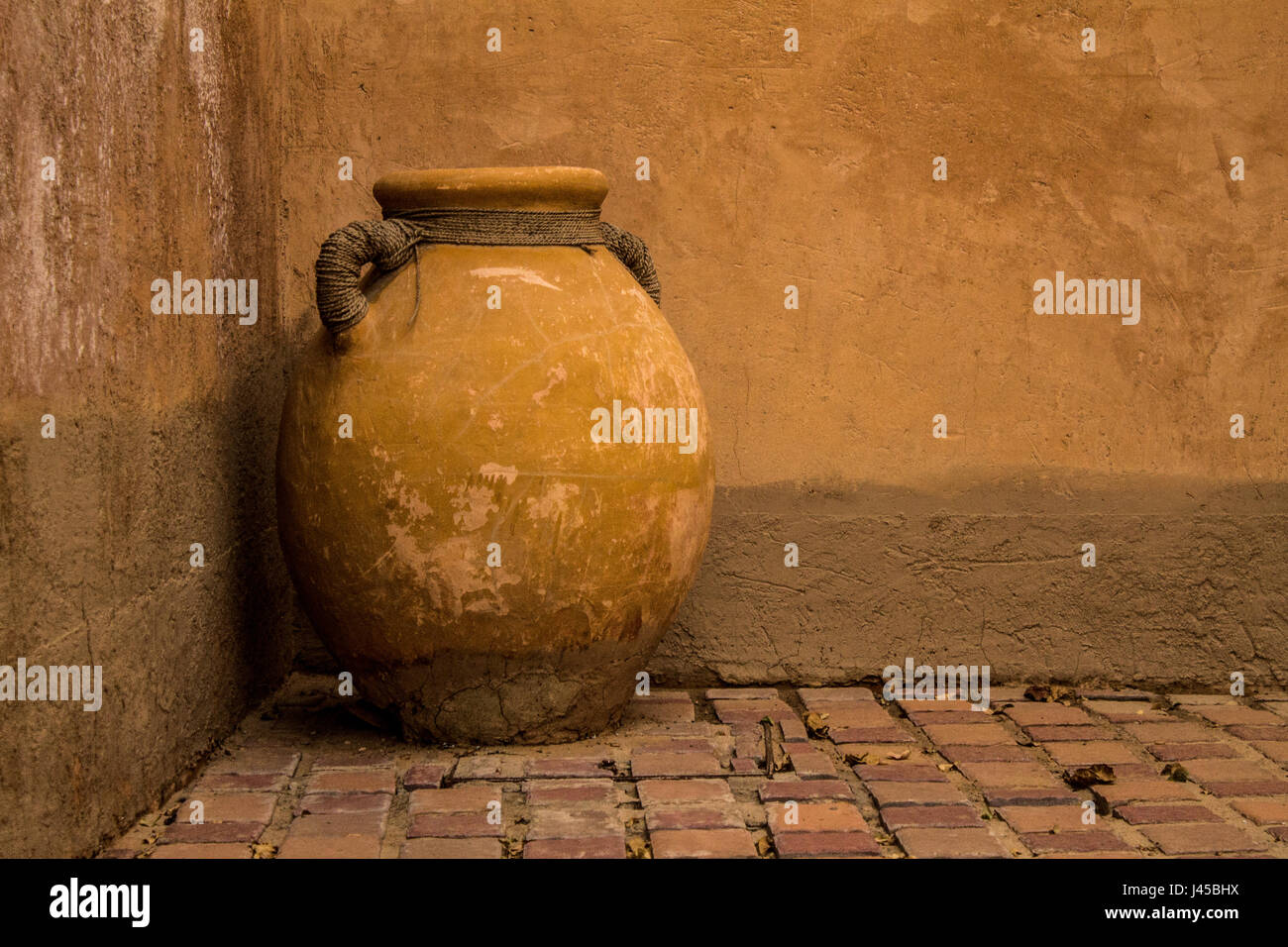 An ancient earthen pot in Al Ain Museum Stock Photo