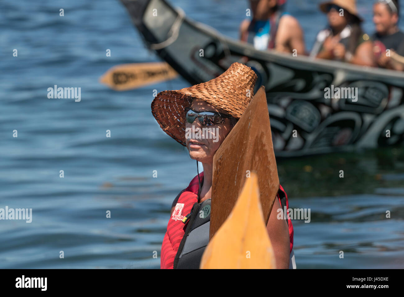 Native american dugout canoe hires stock photography and images Alamy