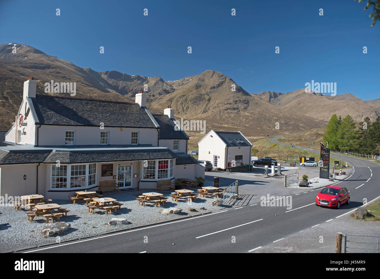 Loch cluanie dam hi-res stock photography and images - Alamy