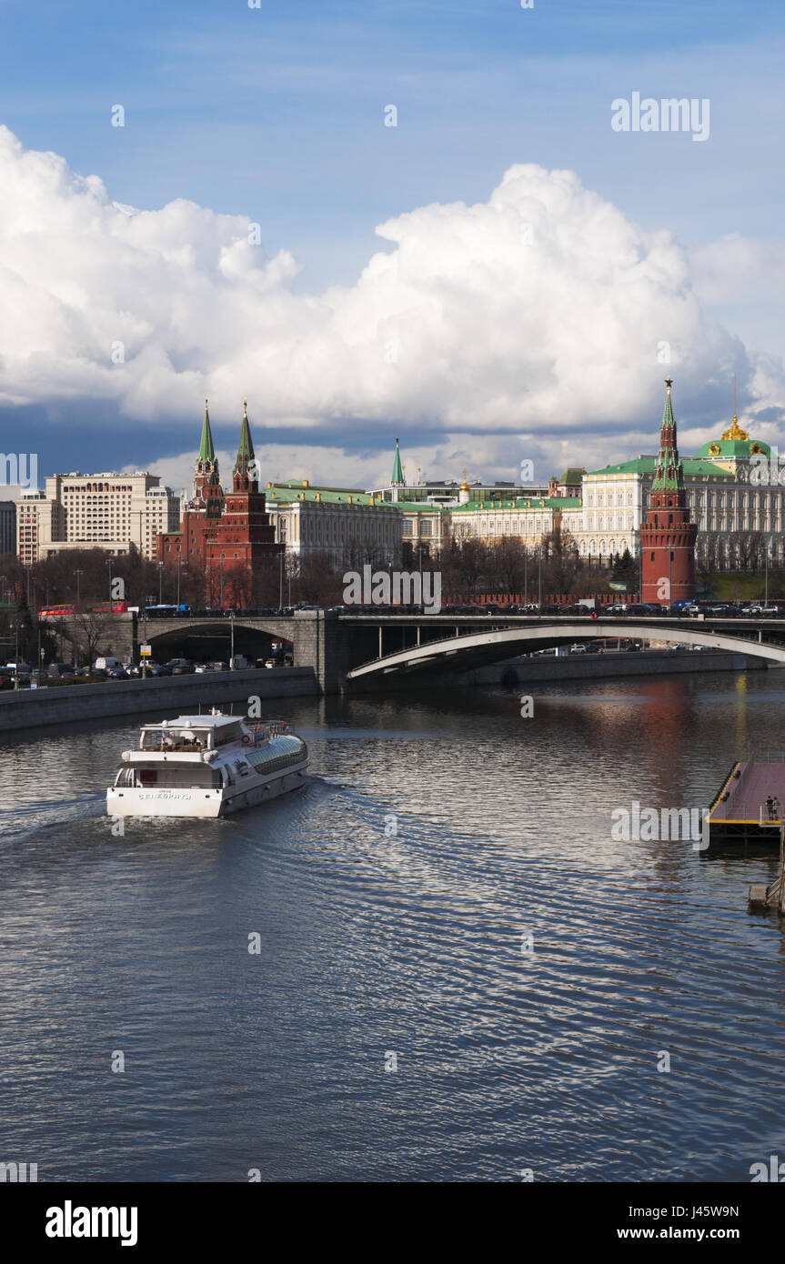 A cruise on the Moskva River, skyline of Moscow with view of the fortified complex of the Kremlin and Bolshoy Kamenny Bridge (Greater Stone Bridge) Stock Photo