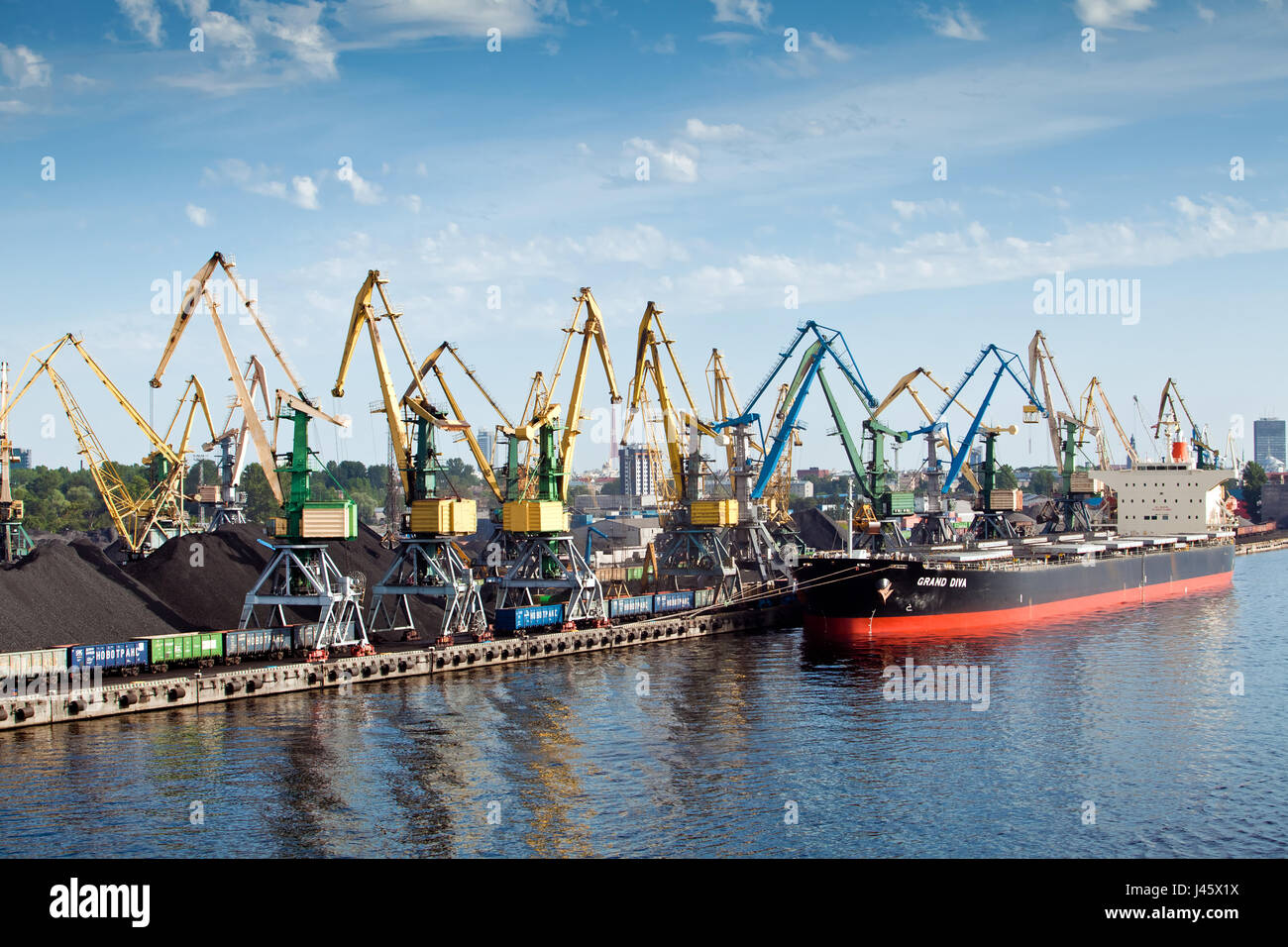 Port of riga hi-res stock photography and images - Alamy