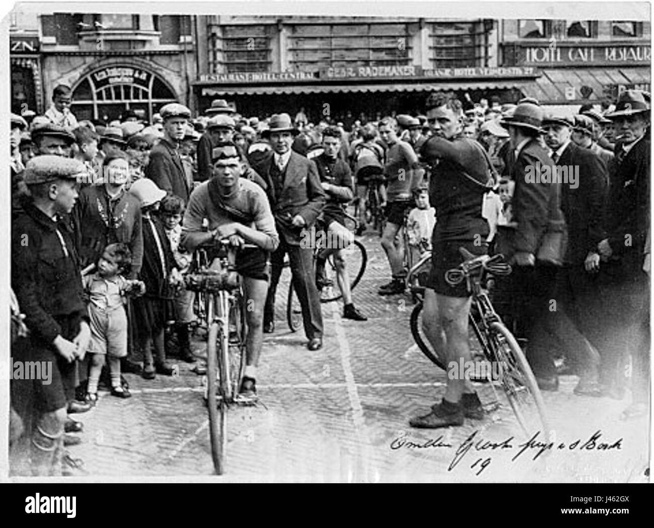 Paris Roubaix 1900 Stock Photo Alamy