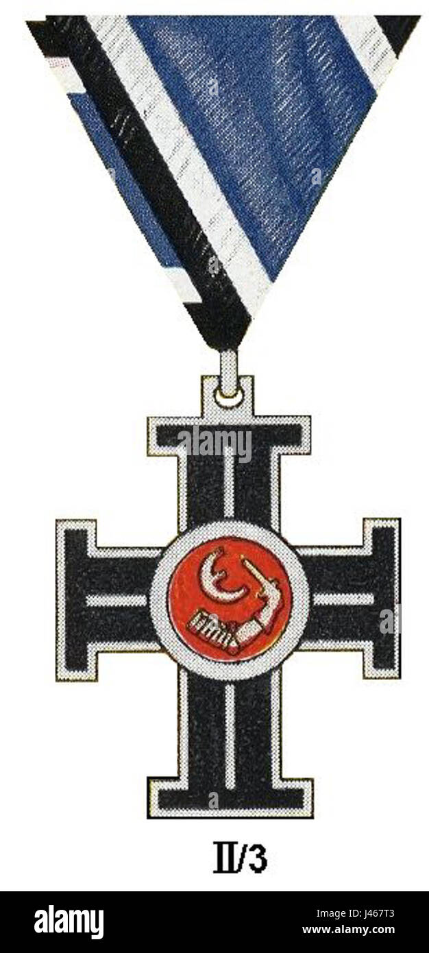 Bravery award hi-res stock photography and images - Alamy, image size:626x1390