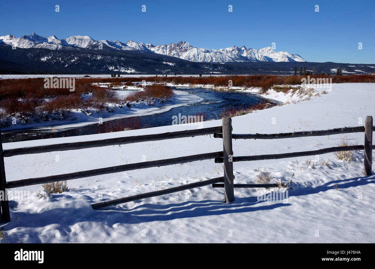 Big Salmon River and Sawtooth mountain range, winter, Idahod Stock Photo